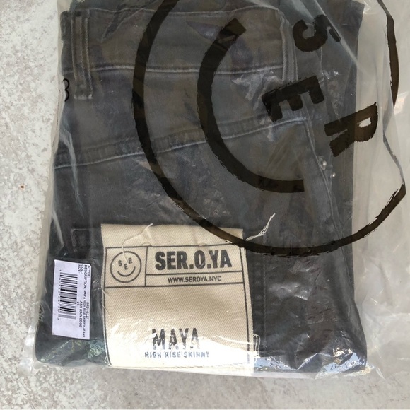 SER.O.YA Maya High Rise Skinny Jean Black NWT - Picture 9 of 16